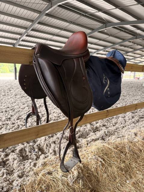 Sella da dressage Antar&egrave;s  16.5" - 2025