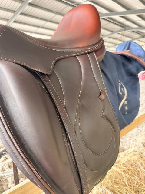 Sella da dressage Antar&egrave;s  16.5" - 2025