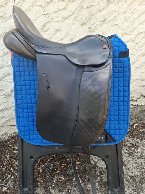 Sella da dressage Albion  17.5" - 2016