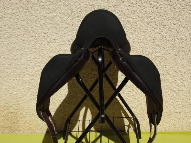 Sella da dressage Childeric  17.5" - 2025