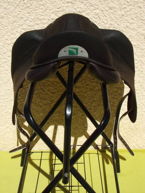 Sella da dressage Childeric  17.5" - 2025