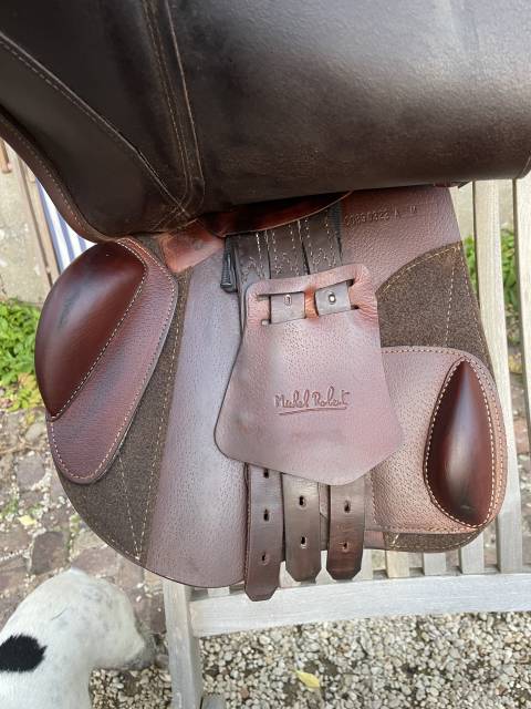 Sella da salto ostacoli Prestige Italia  17" - 2024