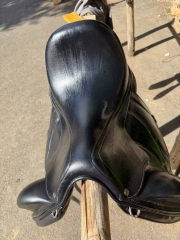 Sella da dressage Antar&egrave;s  17" - 2023