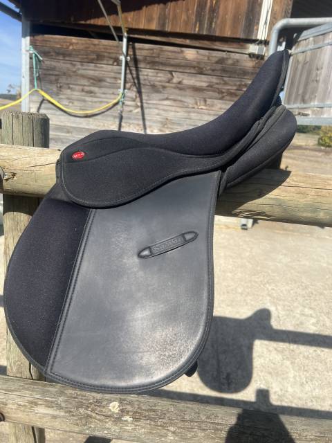 Sella Junior / Sella Pony  15 pouces, selle mixte  15" - 2023