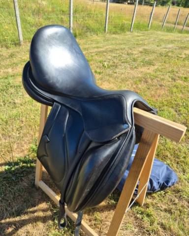 Sella da dressage Antar&egrave;s  18" - 2014