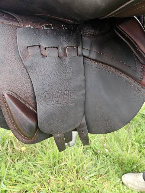 Sella da salto ostacoli CWD  17.5" - 2017