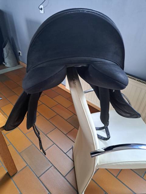 Sella da dressage  Selle de dressage  17.5" - 2020