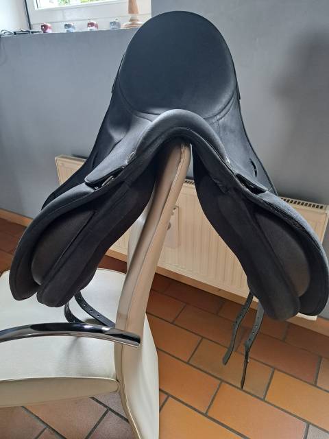 Sella da dressage  Selle de dressage  17.5" - 2020
