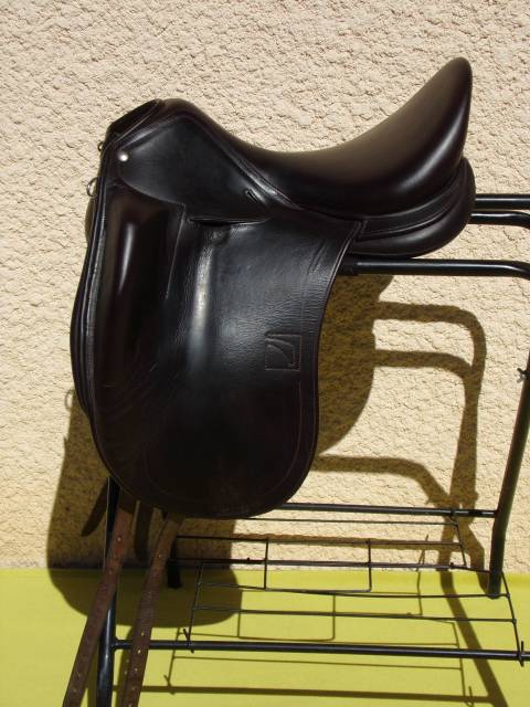 Sella da dressage Childeric  17.5" - 2020