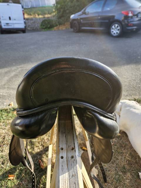 Sella da dressage Devoucoux  18" - 2016