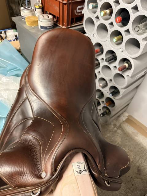 Sella da dressage Antar&egrave;s  17" - 2017