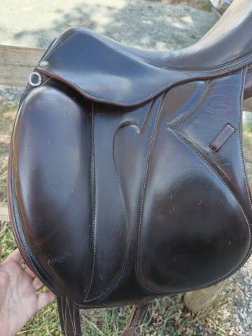Sella da dressage Devoucoux  16.5" - 2006
