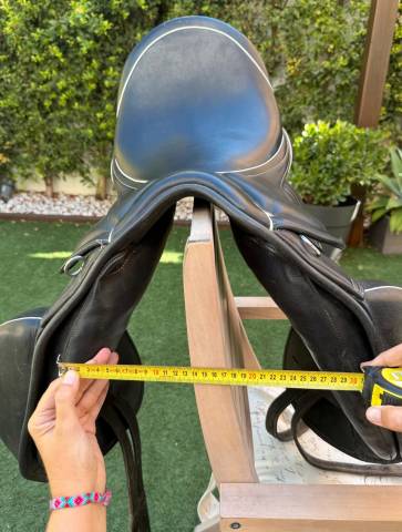 Sella da dressage   17.5" - 2024