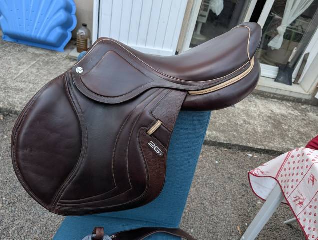 Sella mista CWD  17.5" - 2022