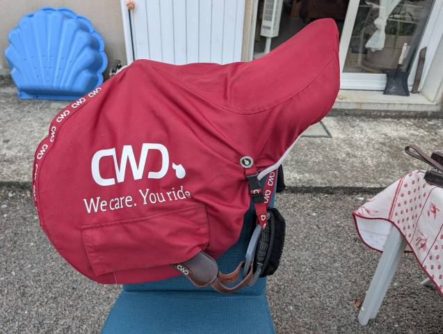 Sella mista CWD  17.5" - 2022