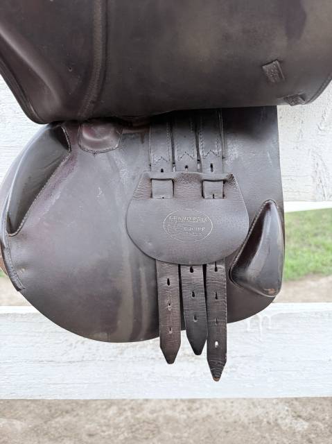 Sella Equipe modello Grand Prix, 17''