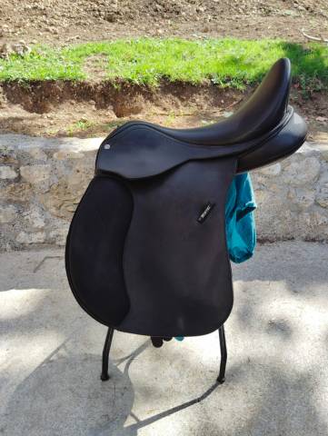 Sella sintetica Wintec  17" - 2009