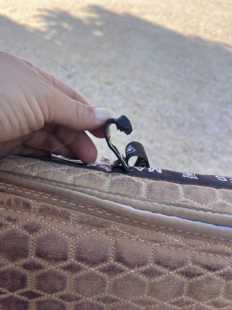 Sella australiana   17.5" - 2000
