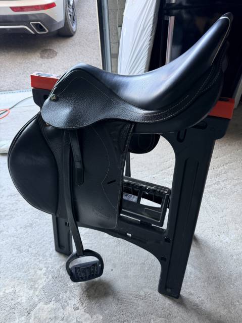 Sella mista Prestige Italia  17.5" - 2022