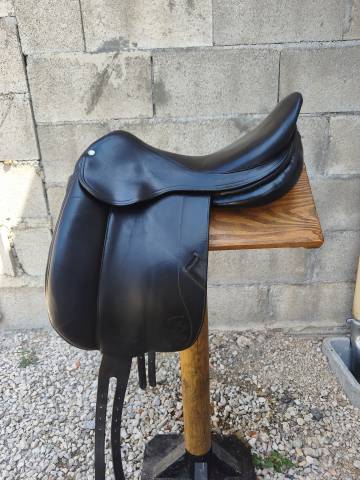 Sella da dressage Forestier  17" - 2008