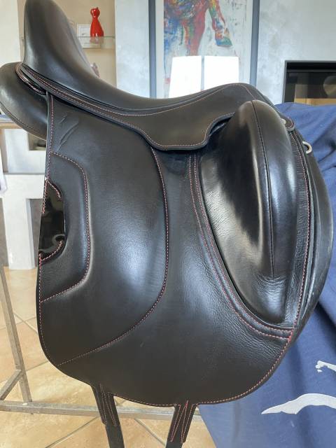 Sella da dressage Antar&egrave;s  17" - 2024