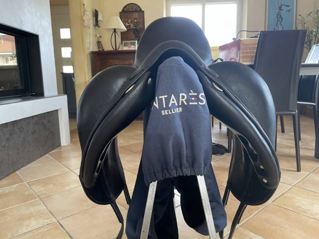 Sella da dressage Antar&egrave;s  17" - 2024