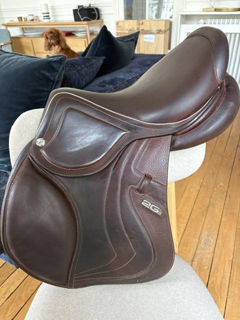 Sella da salto ostacoli CWD  17" - 2022