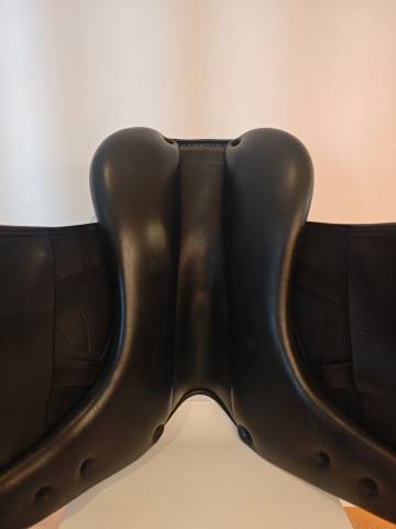Sella da dressage Antar&egrave;s Alta&iuml;r 18" - 2020