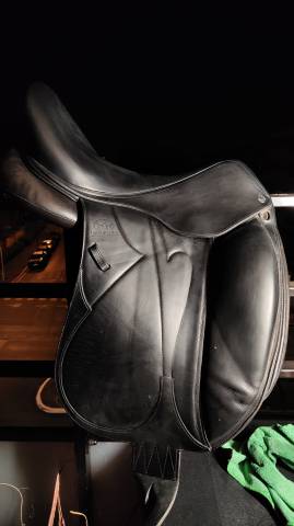Sella da dressage Devoucoux  17.5" - 2018