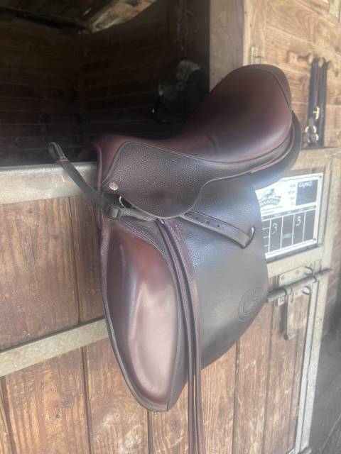 Sella da salto ostacoli Forestier CLUB  17" - 2022