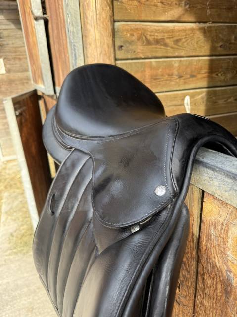 Sella da salto ostacoli Forestier  17.5" - 2024