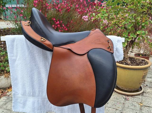 Sella da endurance Gaston Mercier MUSE 17.5" - 2022