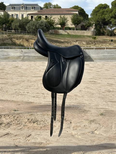 Sella da dressage Devoucoux  17.5" - 2017