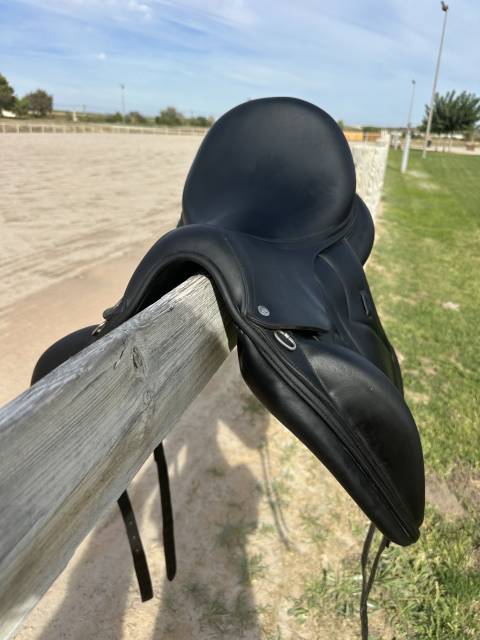 Sella da dressage Devoucoux  17.5" - 2017
