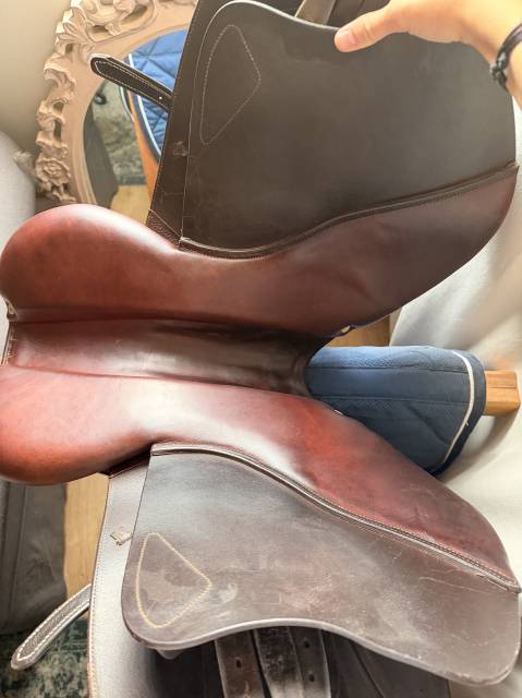 Sella da salto ostacoli CWD  17.5" - 2016