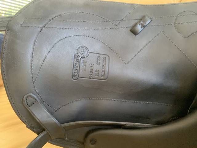 Sella da dressage Antar&egrave;s  17.5" - 2024