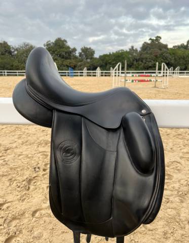 Sella da dressage Forestier  16.5" - 2019