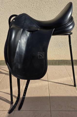 Sella da dressage Childeric  17.5" - 2023
