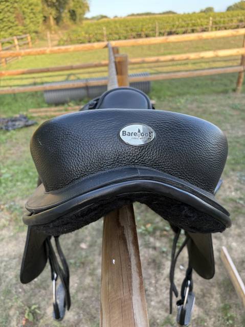 Sella sanza arcione Barefoot   17" - 2024