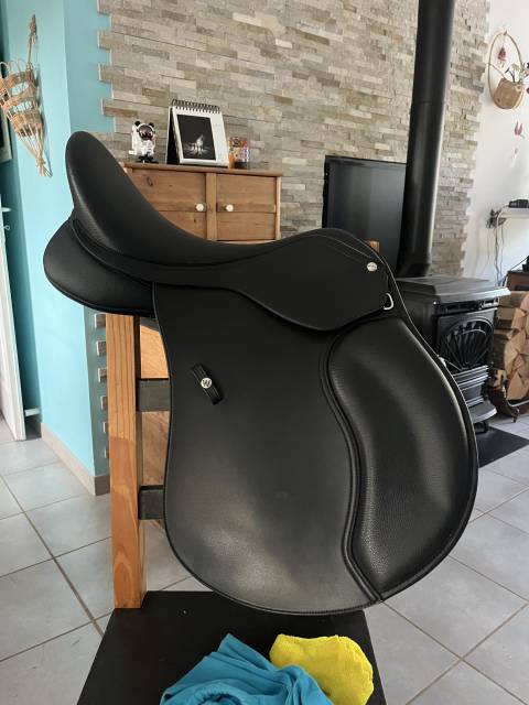 Sella mista Wintec  17" - 2023