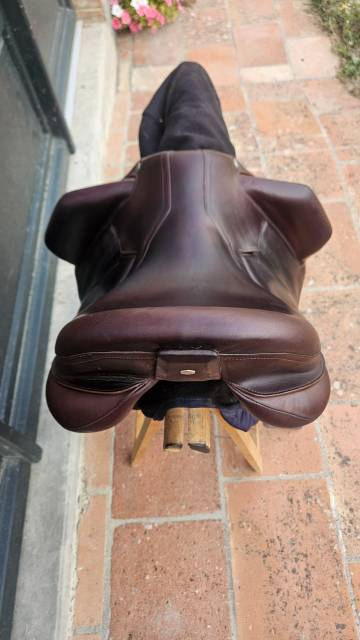 Sella da dressage  S-DRESS 17.5" - 2023