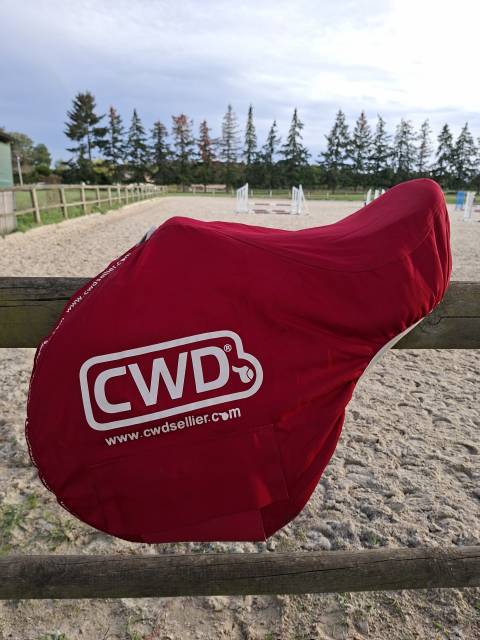 Sella da salto ostacoli CWD  17.5" - 2019