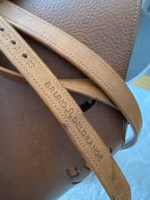 Sella da dressage Delgrange  18" - 2011