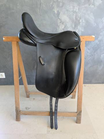 Sella da dressage Euroriding Titan II 17" - 2015