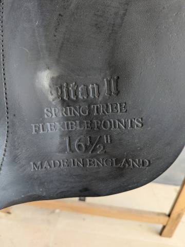 Sella da dressage Euroriding Titan II 17" - 2015