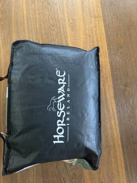 RAMBO DELUXE FLEECE WITNEY GOLD 6'6 145 CM HORSWARE IRE