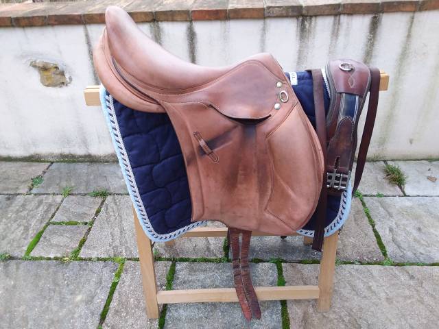 Altra sella Forestier  17" - 2007