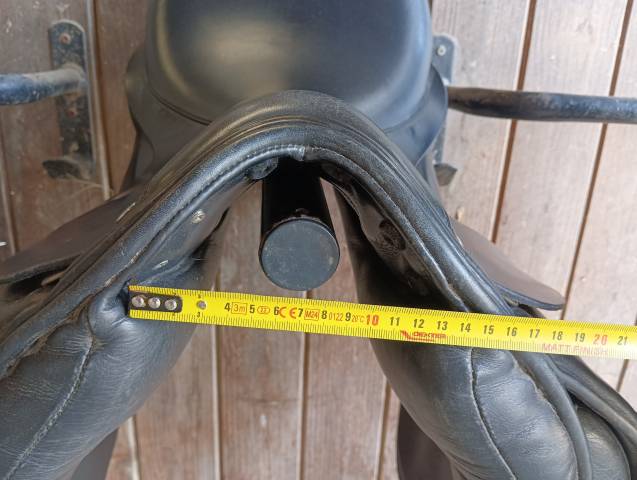 Sella da dressage  Frank Baines Elegance 18" - 2019