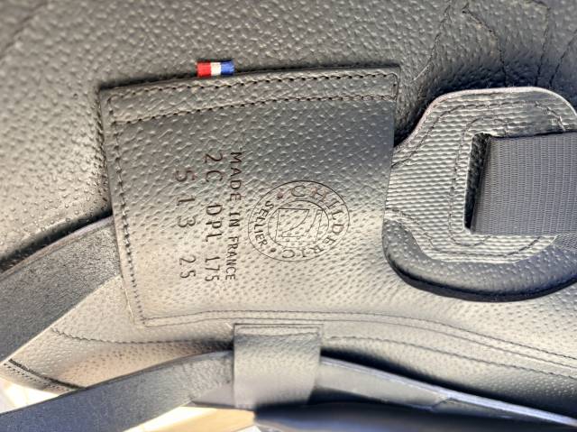 Sella da dressage Childeric  17.5" - 2025