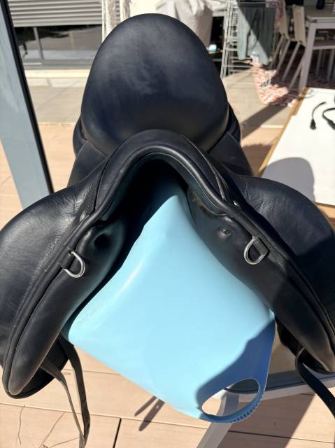 Sella da dressage Childeric  17.5" - 2025